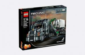 Lego naujasis Technic Mack himnų rinkinys yra du nuostabūs sunkvežimiai viename