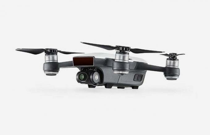 DJI Spark Drone -- technické dárky ke Dni otců