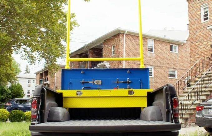 Μετατρέψτε ένα κρεβάτι φορτηγού σε μηχάνημα αποσκευών