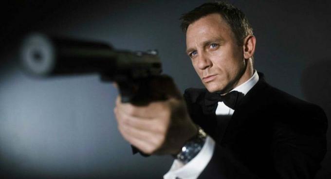 James Bond olarak Daniel Craig