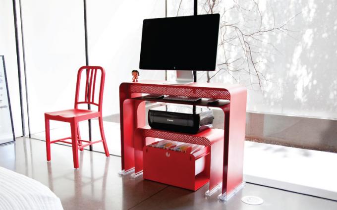 One Less Office Suite -- меблі та приладдя для домашнього офісу
