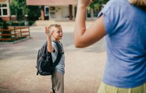 Como os pais podem gerenciar seu próprio estresse de volta às aulas