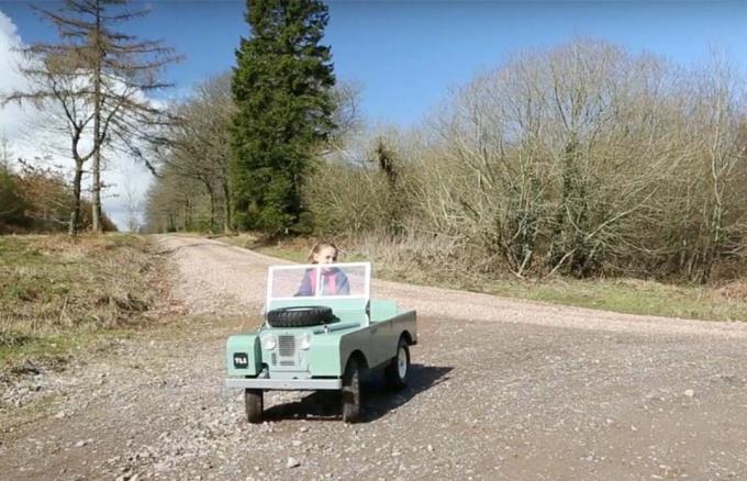 Die Serie 1 von Toylander ist ein fantastischer Mini-Land Rover für Kinder