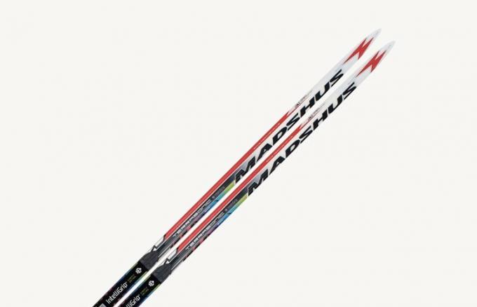 Madshus Terrasonic Classic Skis -- attrezzatura per lo sci di fondo e racchette da neve 