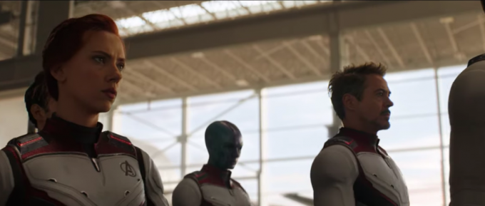"Avengers: Endgame" Trailer: Thor's Hammer, New Suits och Captain Marvel Explained