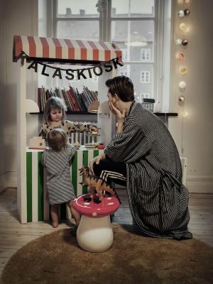 Fotograf je dokumentiral, kaj je življenje za švedske očete na starševskem dopustu