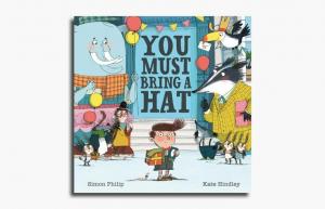 Том Харди чете „Трябва да донесеш шапка“ в британското детско шоу