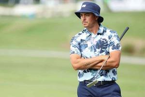 Golfa apģērbs, kas līdzinās spēles meistariem 2021. gadā