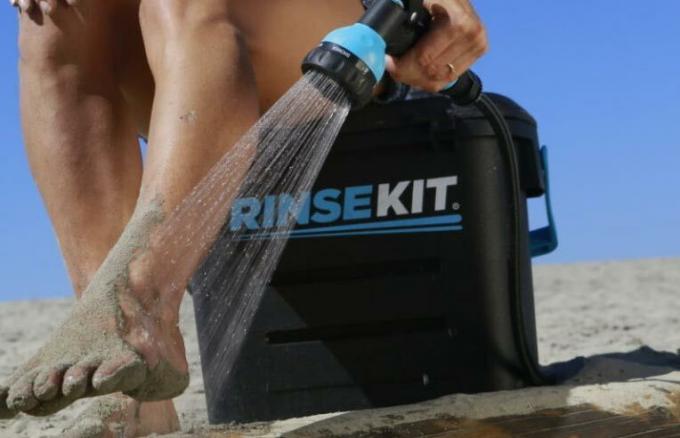 Chuveiro portátil de alta pressão RinseKit - equipamento de praia