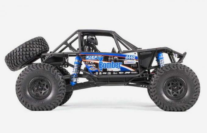 Axial RR10 Bomber -- r/c karty, monster trucky a drony