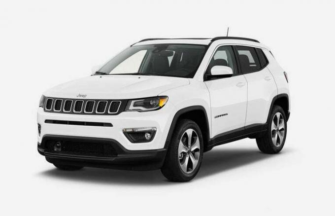 2017-Jeep-Compass-Latitude — labākās automašīnas, kuras nomāt