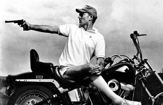 Hunter-s-thompson-on-a-harley-davidson