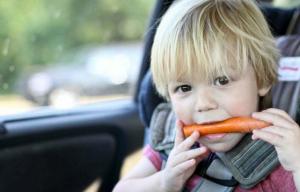 Μελέτη δείχνει ότι η δωροδοκία κάνει τα παιδιά να τρώνε πιο υγιεινά