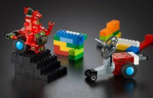 GoBrix-ის დისტანციური მართვის შენობის აგური დაამატეთ ძრავები Lego-ს