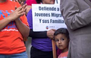 DACA pabaiga reiškia, kad 200 000 vaikų tėvų gali būti deportuoti