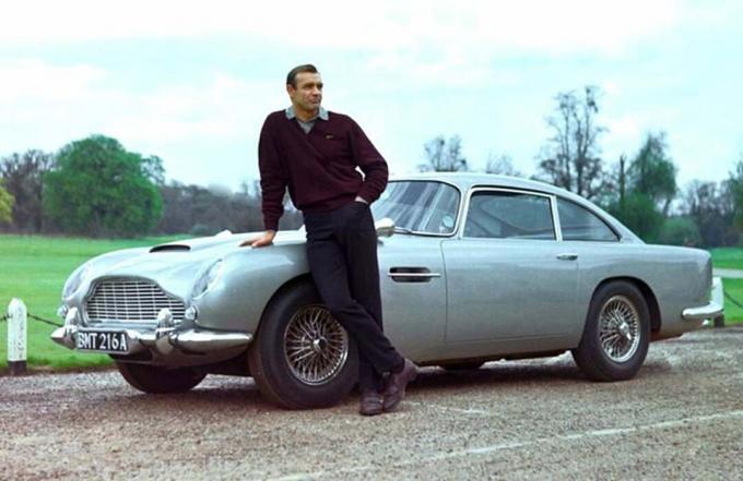 Spoilers 'No Time To Die': James Bond Twitter odhaluje klasické auto 007