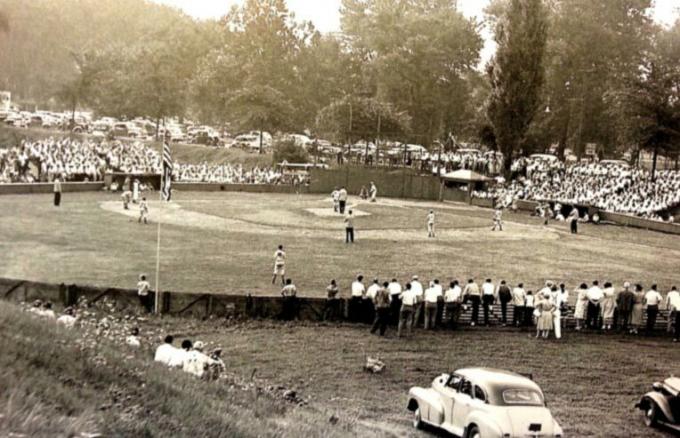 Carl E Stolz Field i Williamsport, Pennsylvania - små ligafelt