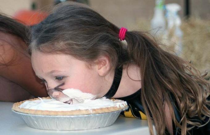 Een toonaangevende expert op het gebied van obesitas bij kinderen vertelt over gezinsvoeding