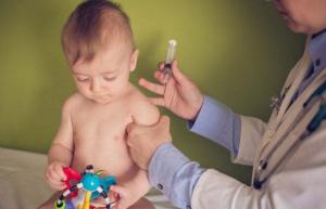 年長の子供はインフルエンザワクチンを持っていません、そしてそれはあなたの赤ちゃんを危険にさらします