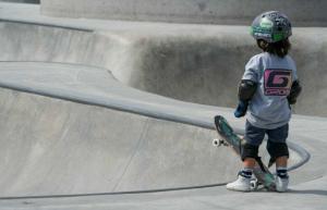 Pro Skater Mike Vallely Tentang Mengapa Semua Orang Perlu Memakai Helm