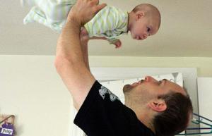Kuinka paljon harjoitusta saat hoitaa vauvaa?