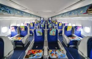 '토이 스토리' 비행기, 중국 여행 Pixar-y 만들기 위해 여기에 있습니다.