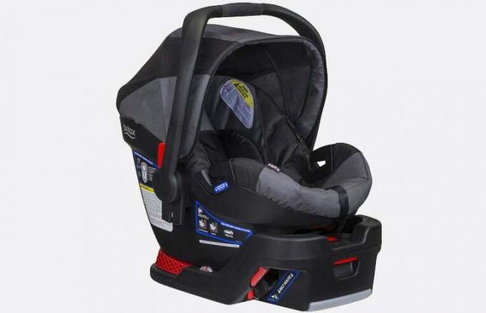 Siège d'auto pour bébé orienté vers l'arrière B-Safe 35 -- rappels de sièges d'auto