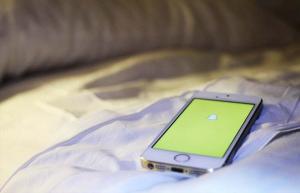 O que os pais precisam saber sobre o Snapchat para manter as crianças seguras