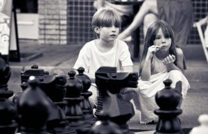 Como ensinar seus filhos a jogar xadrez