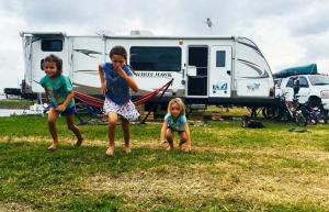 Pourquoi j'ai déménagé ma famille de cinq personnes dans un camping-car à temps plein