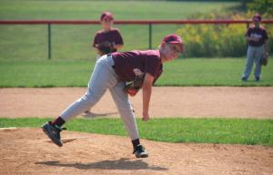 Jaunimo beisbole daugėja rankų ir pečių traumų